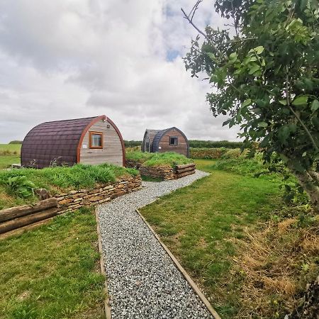 Вилла Glamping Pods Nr Порт-Айзек Экстерьер фото