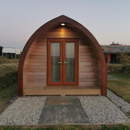 Вилла Glamping Pods Nr Порт-Айзек Экстерьер фото