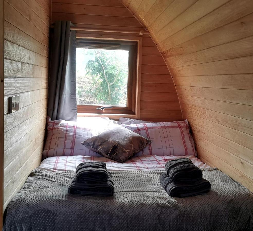 Вилла Glamping Pods Nr Порт-Айзек Экстерьер фото
